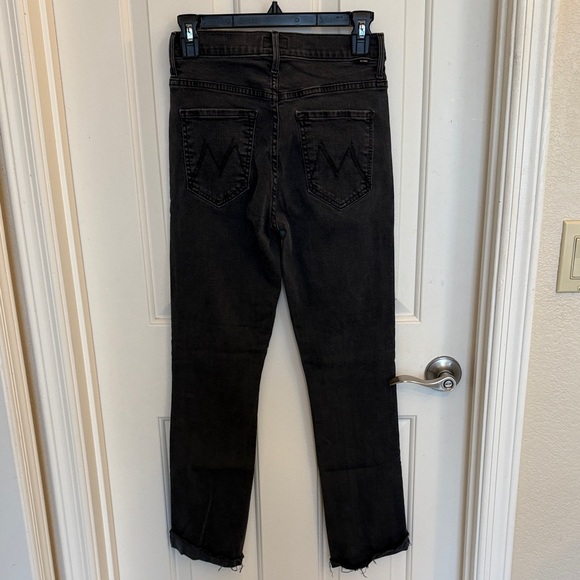MOTHER Rascal Ankle Slit Flip Black Ankle Jeans - Picture 3 of 10